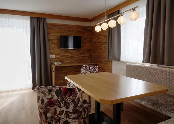 Feierabendhof * Ischgl